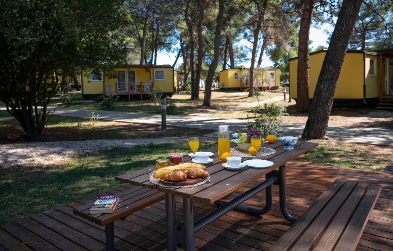 Mobile Homes Camp Pineta - Adriatic Kampovi Fažana Kültér fotó